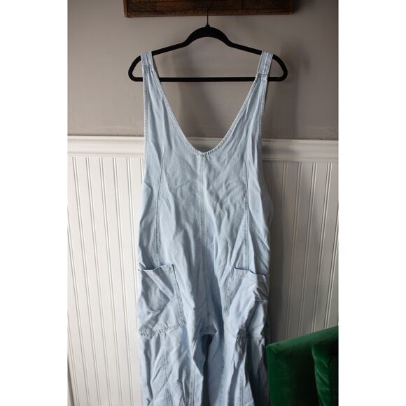 Free People We The Free High Roller Jumpsuit Large NEW - Picture 3 of 5